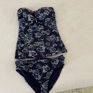 Tommy Bahama Tankini L top, XL bottom
